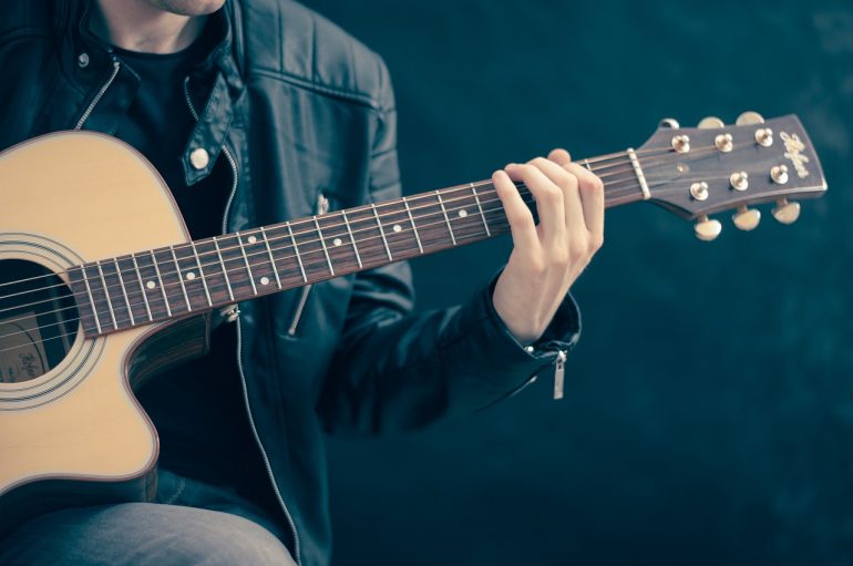 Knowing About These Learning Guitar Tips